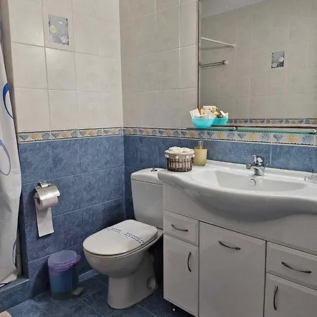 Alexandra's Dreamhouse! * Finikounta