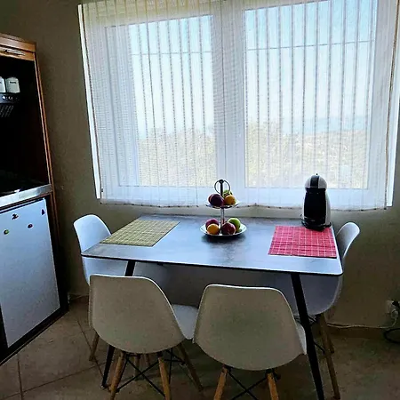 Alexandra's Dreamhouse! Apartment